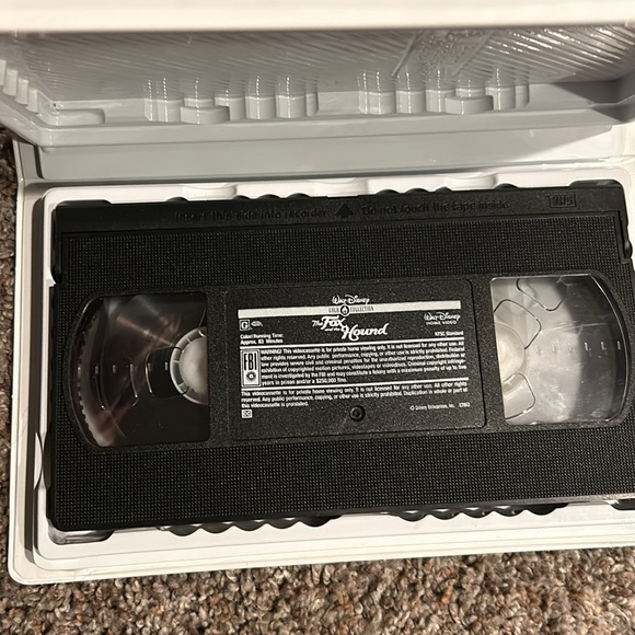 Walt Disney The Fox and the Hound VHS 18580 tape Gold Collection - Picture 4 of 5
